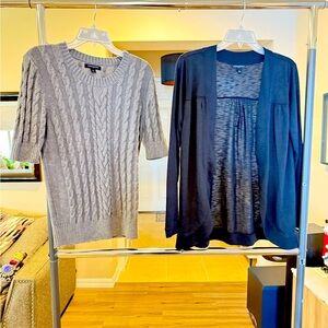 Banana Republic Women’s Lot of 2 Tops Size M/L